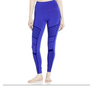 Alo Yoga Royal Blue Pull On Comfort Compression Activewear